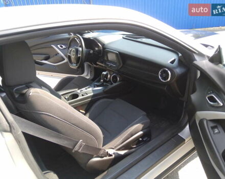 Серый Шевроле Камаро, объемом двигателя 2 л и пробегом 61 тыс. км за 21000 $, фото 21 на Automoto.ua