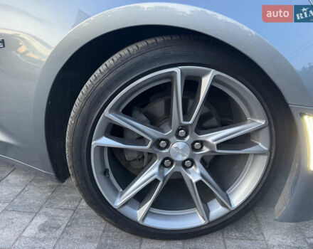 Серый Шевроле Камаро, объемом двигателя 2 л и пробегом 110 тыс. км за 19000 $, фото 11 на Automoto.ua