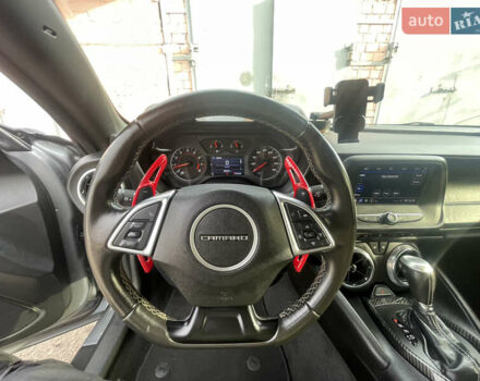 Серый Шевроле Камаро, объемом двигателя 2 л и пробегом 60 тыс. км за 33000 $, фото 23 на Automoto.ua