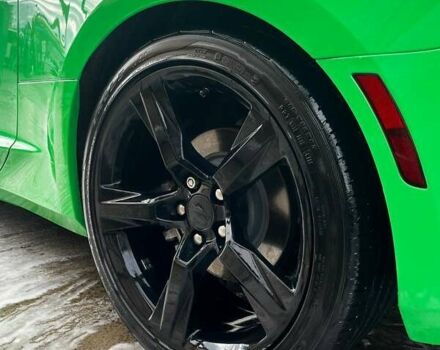 Зеленый Шевроле Камаро, объемом двигателя 2 л и пробегом 70 тыс. км за 20500 $, фото 12 на Automoto.ua