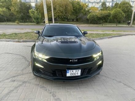 Шевроле Камаро 2019 у Черкасах на Automoto.ua Зелений Шевроле Камаро, об'ємом двигуна 6.2 л та пробігом 40 тис. км за 35000 $, фото 1 на Automoto.ua