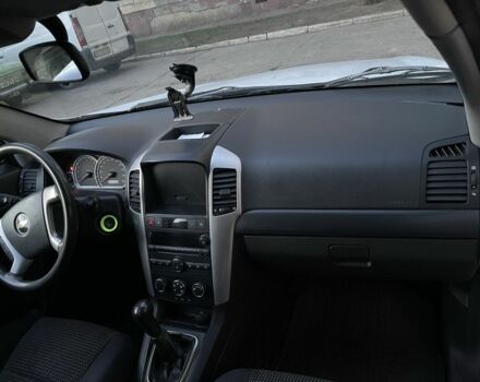 Белый Шевроле Каптива, объемом двигателя 2.4 л и пробегом 3 тыс. км за 7350 $, фото 4 на Automoto.ua