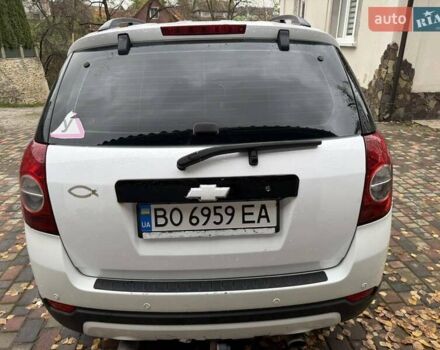 Белый Шевроле Каптива, объемом двигателя 2.4 л и пробегом 150 тыс. км за 6200 $, фото 5 на Automoto.ua