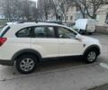 Белый Шевроле Каптива, объемом двигателя 2.4 л и пробегом 3 тыс. км за 7350 $, фото 3 на Automoto.ua