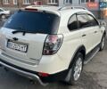 Белый Шевроле Каптива, объемом двигателя 2 л и пробегом 130 тыс. км за 8200 $, фото 4 на Automoto.ua