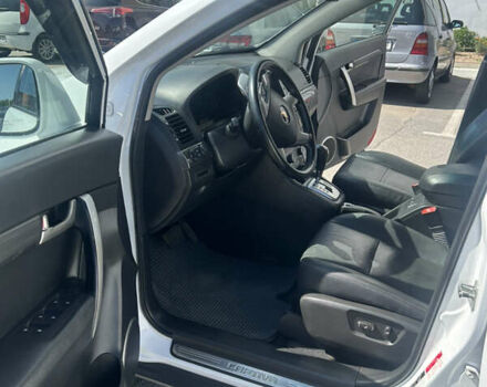 Білий Шевроле Каптіва, об'ємом двигуна 1.99 л та пробігом 258 тис. км за 11000 $, фото 12 на Automoto.ua