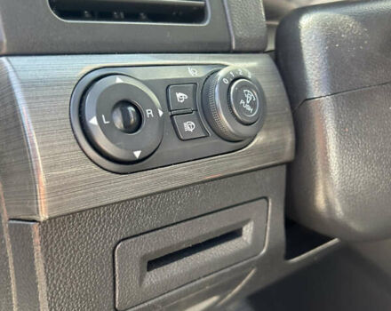 Білий Шевроле Каптіва, об'ємом двигуна 1.99 л та пробігом 258 тис. км за 11000 $, фото 15 на Automoto.ua