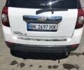 Белый Шевроле Каптива, объемом двигателя 2 л и пробегом 304 тыс. км за 9450 $, фото 4 на Automoto.ua