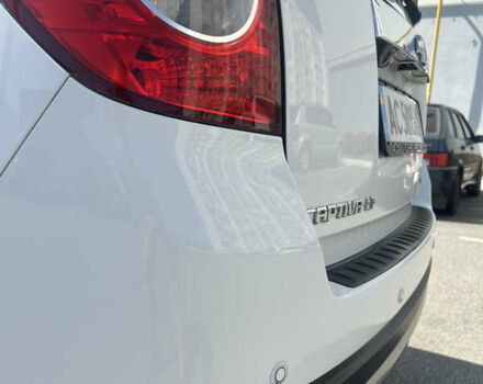 Білий Шевроле Каптіва, об'ємом двигуна 1.99 л та пробігом 258 тис. км за 11000 $, фото 10 на Automoto.ua