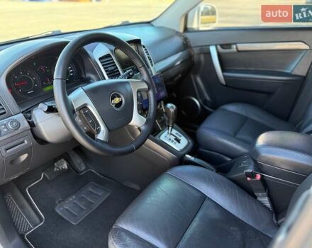 Білий Шевроле Каптіва, об'ємом двигуна 2 л та пробігом 245 тис. км за 9300 $, фото 12 на Automoto.ua