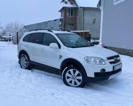 Белый Шевроле Каптива, объемом двигателя 2 л и пробегом 240 тыс. км за 8500 $, фото 2 на Automoto.ua