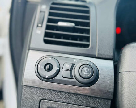 Шевроле Каптива 2010 в Луцке на Automoto.ua Белый Шевроле Каптива, объемом двигателя 2.41 л и пробегом 187 тыс. км за 7600 $, фото 24 на Automoto.ua