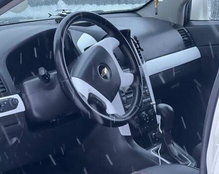 Белый Шевроле Каптива, объемом двигателя 1.99 л и пробегом 245 тыс. км за 8700 $, фото 6 на Automoto.ua