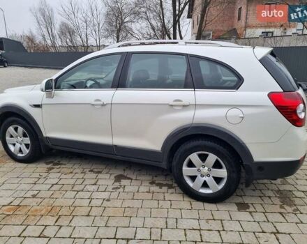 Белый Шевроле Каптива, объемом двигателя 2.38 л и пробегом 230 тыс. км за 9400 $, фото 9 на Automoto.ua