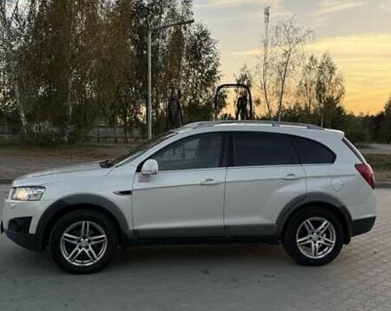 Білий Шевроле Каптіва, об'ємом двигуна 2.23 л та пробігом 375 тис. км за 10200 $, фото 3 на Automoto.ua