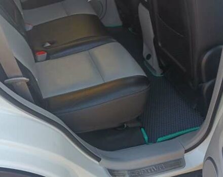 Белый Шевроле Каптива, объемом двигателя 2.23 л и пробегом 205 тыс. км за 11900 $, фото 25 на Automoto.ua