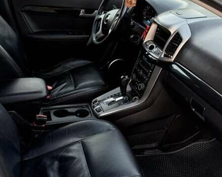 Білий Шевроле Каптіва, об'ємом двигуна 2.23 л та пробігом 375 тис. км за 10200 $, фото 14 на Automoto.ua