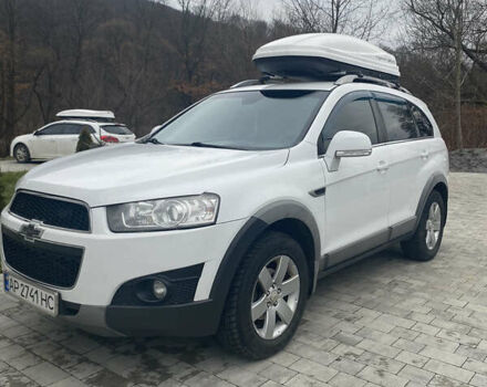 Білий Шевроле Каптіва, об'ємом двигуна 2.4 л та пробігом 350 тис. км за 8999 $, фото 1 на Automoto.ua