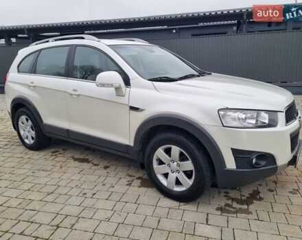 Белый Шевроле Каптива, объемом двигателя 2.38 л и пробегом 230 тыс. км за 9800 $, фото 21 на Automoto.ua