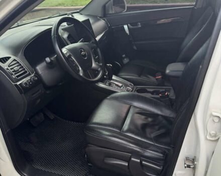 Белый Шевроле Каптива, объемом двигателя 2.23 л и пробегом 224 тыс. км за 12350 $, фото 11 на Automoto.ua