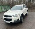 Белый Шевроле Каптива, объемом двигателя 2.23 л и пробегом 245 тыс. км за 9000 $, фото 1 на Automoto.ua