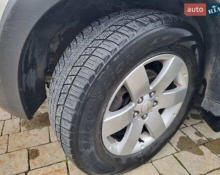 Белый Шевроле Каптива, объемом двигателя 2.38 л и пробегом 230 тыс. км за 9400 $, фото 28 на Automoto.ua