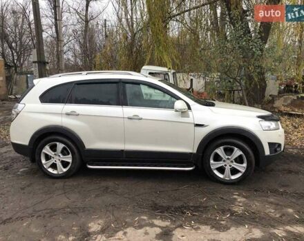 Белый Шевроле Каптива, объемом двигателя 3 л и пробегом 188 тыс. км за 12000 $, фото 18 на Automoto.ua