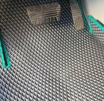 Белый Шевроле Каптива, объемом двигателя 2.23 л и пробегом 205 тыс. км за 11900 $, фото 19 на Automoto.ua