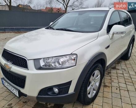 Белый Шевроле Каптива, объемом двигателя 2.38 л и пробегом 230 тыс. км за 9800 $, фото 4 на Automoto.ua