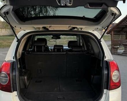 Білий Шевроле Каптіва, об'ємом двигуна 2.23 л та пробігом 375 тис. км за 10200 $, фото 11 на Automoto.ua