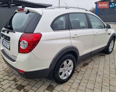 Белый Шевроле Каптива, объемом двигателя 2.38 л и пробегом 230 тыс. км за 9800 $, фото 16 на Automoto.ua