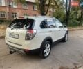 Белый Шевроле Каптива, объемом двигателя 2.2 л и пробегом 199 тыс. км за 10400 $, фото 2 на Automoto.ua