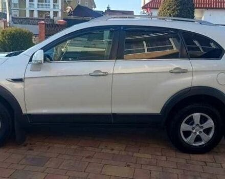 Белый Шевроле Каптива, объемом двигателя 2.23 л и пробегом 205 тыс. км за 11900 $, фото 10 на Automoto.ua