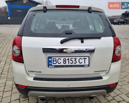Белый Шевроле Каптива, объемом двигателя 2.38 л и пробегом 230 тыс. км за 9400 $, фото 14 на Automoto.ua