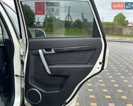 Белый Шевроле Каптива, объемом двигателя 2.23 л и пробегом 223 тыс. км за 8800 $, фото 22 на Automoto.ua