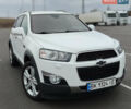 Белый Шевроле Каптива, объемом двигателя 2.23 л и пробегом 178 тыс. км за 12500 $, фото 1 на Automoto.ua