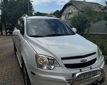 Белый Шевроле Каптива, объемом двигателя 3 л и пробегом 137 тыс. км за 9500 $, фото 1 на Automoto.ua