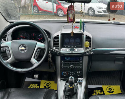 Белый Шевроле Каптива, объемом двигателя 2.23 л и пробегом 115 тыс. км за 9650 $, фото 18 на Automoto.ua