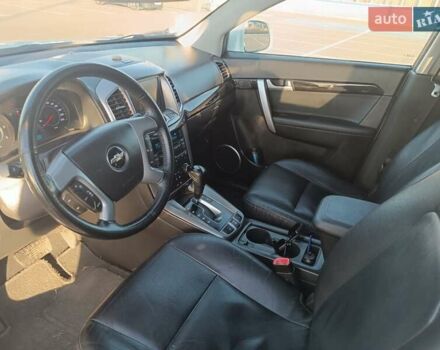 Білий Шевроле Каптіва, об'ємом двигуна 2.2 л та пробігом 247 тис. км за 11500 $, фото 13 на Automoto.ua