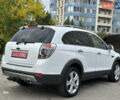 Белый Шевроле Каптива, объемом двигателя 2.2 л и пробегом 157 тыс. км за 11800 $, фото 7 на Automoto.ua