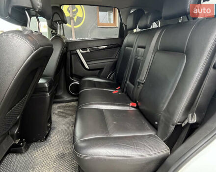 Белый Шевроле Каптива, объемом двигателя 2.23 л и пробегом 115 тыс. км за 9650 $, фото 17 на Automoto.ua