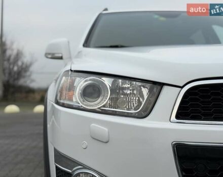 Белый Шевроле Каптива, объемом двигателя 2.2 л и пробегом 150 тыс. км за 12200 $, фото 61 на Automoto.ua