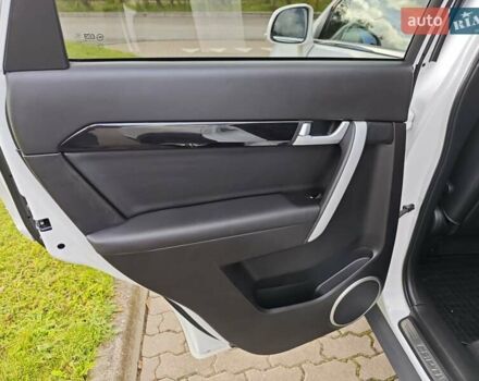 Белый Шевроле Каптива, объемом двигателя 2.2 л и пробегом 112 тыс. км за 13750 $, фото 93 на Automoto.ua