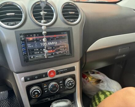 Белый Шевроле Каптива, объемом двигателя 3 л и пробегом 137 тыс. км за 9500 $, фото 7 на Automoto.ua