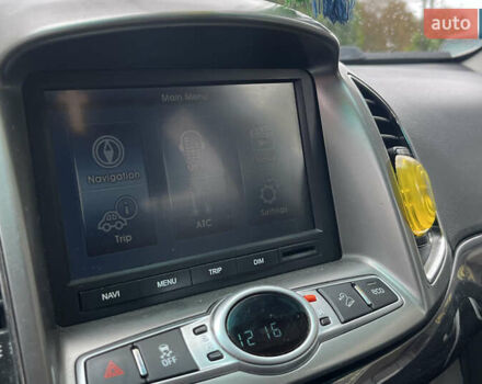 Белый Шевроле Каптива, объемом двигателя 2.23 л и пробегом 115 тыс. км за 9650 $, фото 16 на Automoto.ua