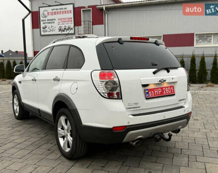 Белый Шевроле Каптива, объемом двигателя 2.2 л и пробегом 200 тыс. км за 11999 $, фото 9 на Automoto.ua
