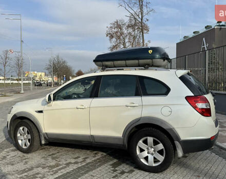 Білий Шевроле Каптіва, об'ємом двигуна 2.23 л та пробігом 210 тис. км за 9900 $, фото 3 на Automoto.ua