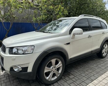 Белый Шевроле Каптива, объемом двигателя 2.2 л и пробегом 162 тыс. км за 11000 $, фото 5 на Automoto.ua