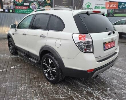 Білий Шевроле Каптіва, об'ємом двигуна 2.23 л та пробігом 208 тис. км за 10800 $, фото 5 на Automoto.ua