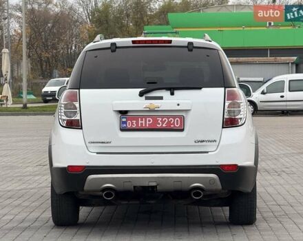 Белый Шевроле Каптива, объемом двигателя 2.2 л и пробегом 150 тыс. км за 12200 $, фото 12 на Automoto.ua
